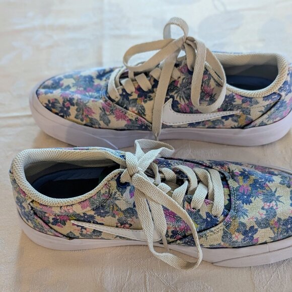 Nike SB Charge CNVS PRM Sneakers 4.5Y White Fossil Evergreen Floral Canvas Shoes - Picture 7 of 9